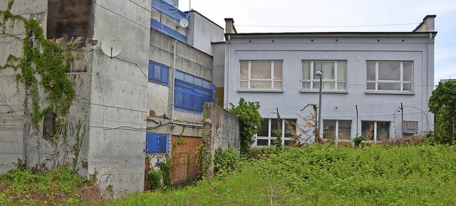 Der Beton brckelt: Das  Kaufhaus-Gebude ist auch von hinten keine Schnheit.  | Foto: Gerhard Walser