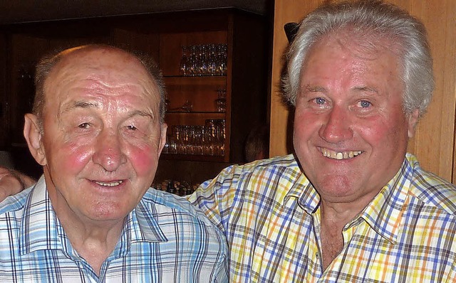 Zwei deutsche Kleintierzucht-Meister: ...d Taubenzchter Rolf Barei (rechts).   | Foto: Karlernst Lauffer