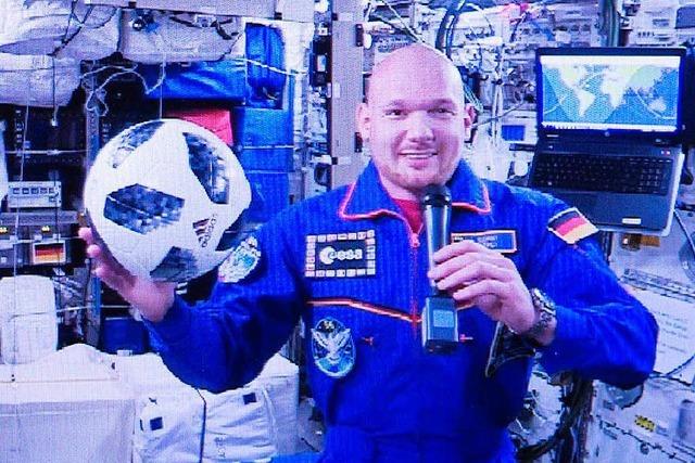Alexander Gerst hat eine Fußball-Wette mit einem russischen Kollegen auf der ISS laufen