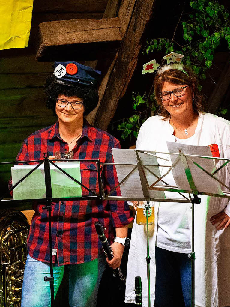 Die Kappler Dorfblaari als Jim Knopf und  eine Schwester der Schwarzwaldklinik. 