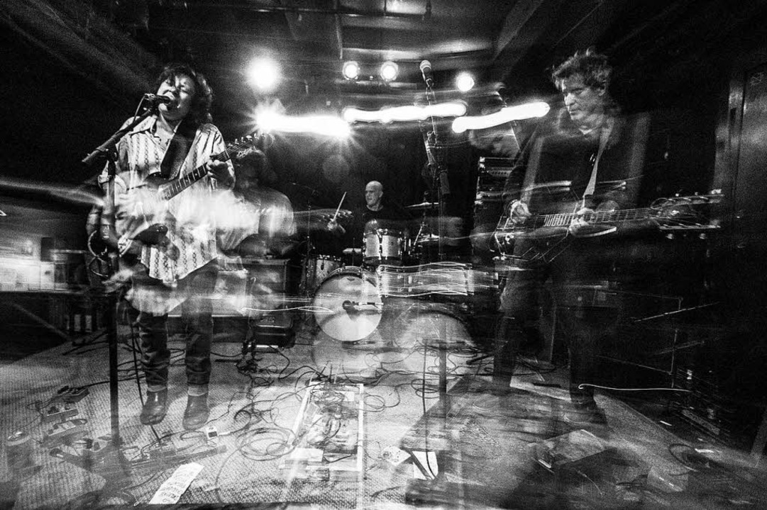 Die Indie- und Noise-Band mit dem prg...E ist am Sonntag im Slow Club zu Gast.  | Foto: Ben Stas