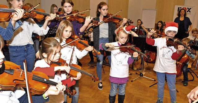 Nicht nur in der Adventszeit gefragt: Die Geigenklassen der Jugendmusikschule.  | Foto: Jugendmusikschule
