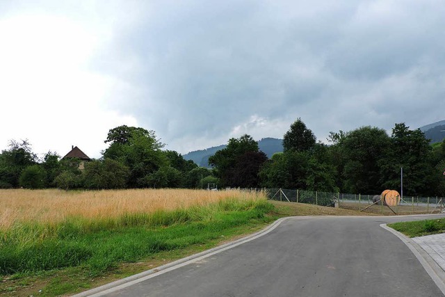 Dunkle Wolken stehen ber einer Flche...ahren Streit gibt. Der eskalierte nun.  | Foto: Sylvia Sredniawa