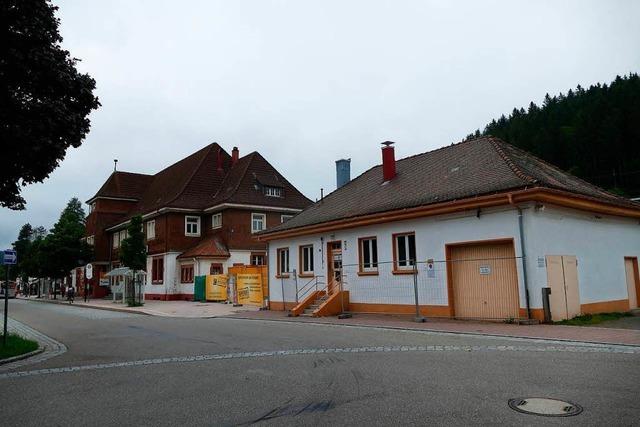 Denkmalgeschützter Bahnhof von Titisee bekommt einen Anbau mit Hotel