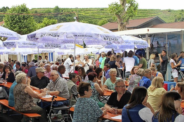 Essen mit Aussicht beim &#8222;Fisch und Wein&#8220;-Fest   | Foto: H. David