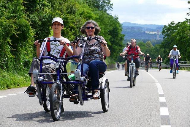 Etwa 25.000 Teilnehmer beim Slow-up am Hochrhein – zu Rad und zu Fu