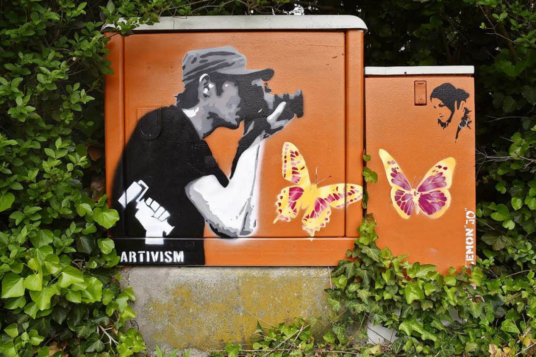 Kunst oder Vandalismus? Eine offiziell... nicht holen. Er hat es aber versucht.  | Foto: Thomas Kunz