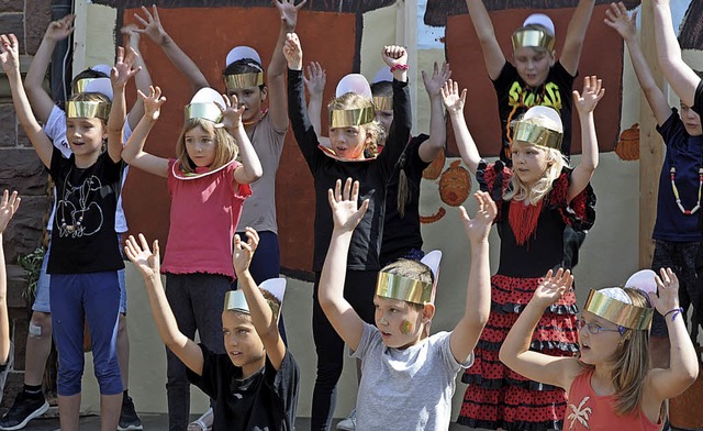 Im Zeichen  Afrikas stand das abwechsl...e Sommerfest der Grundschule Kandern.   | Foto: OUNAS-KRUSEL