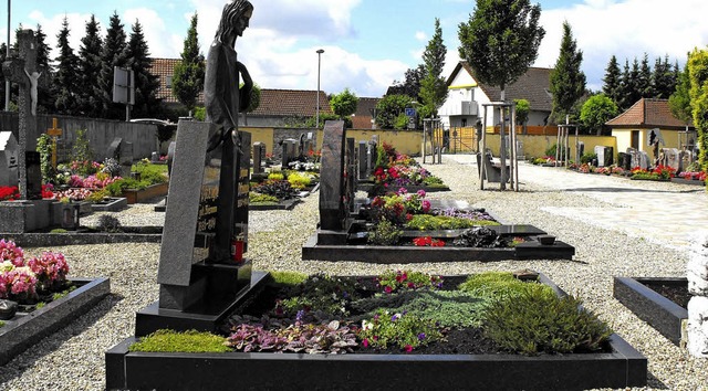 Braucht der Friedhof in Hartheim eine ...rger und pochen auf eine Versammlung.   | Foto: Susanne Mller