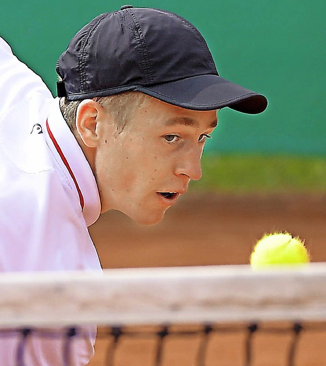 Maurice Mall vom Freiburger Tennisclub...g und den Spitzenplatz in der Tabelle.  | Foto: Achim Keller