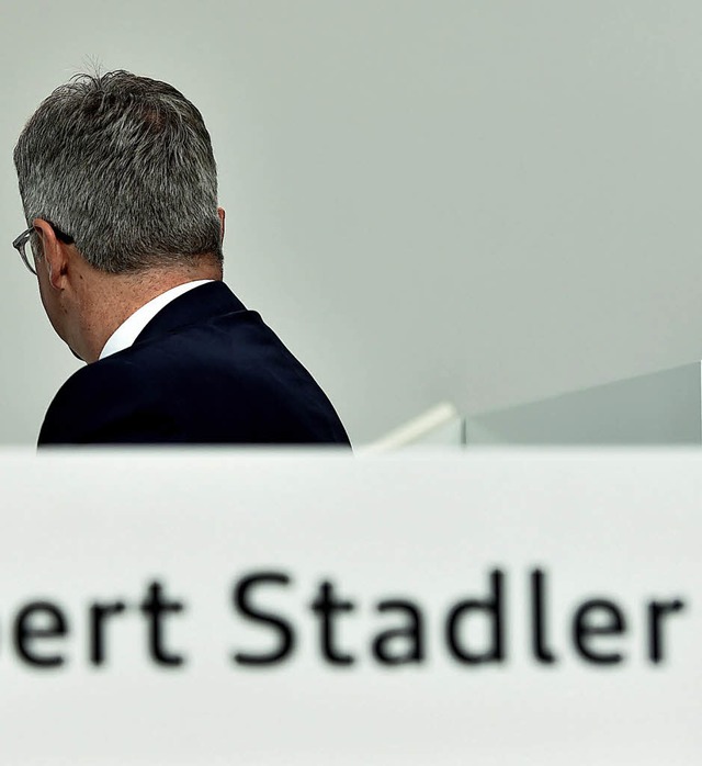 Unfreiwilliger Abgang: Rupert Stadler kam am Montag in U-Haft.   | Foto: AFp