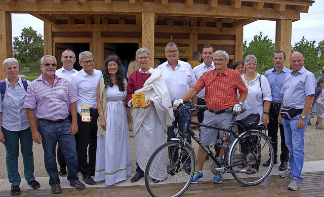 Auf der Landesgartenschau in Lahr ist ...tt des Rmer-Radwegs erffnet worden.   | Foto: Wolfgang Beck