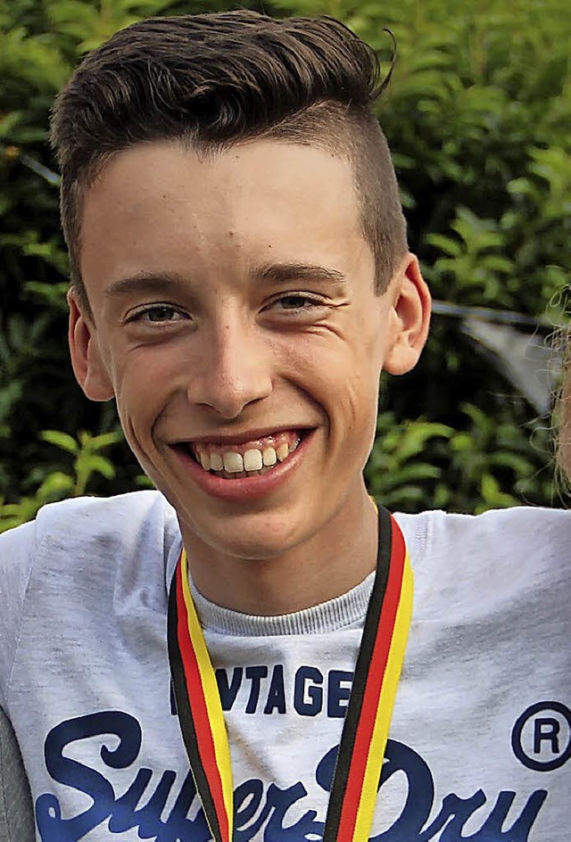 Matteo Gro hat den Deutschen Meistert...er Schlerklase U 15 (Strae) geholt.   | Foto: Privat