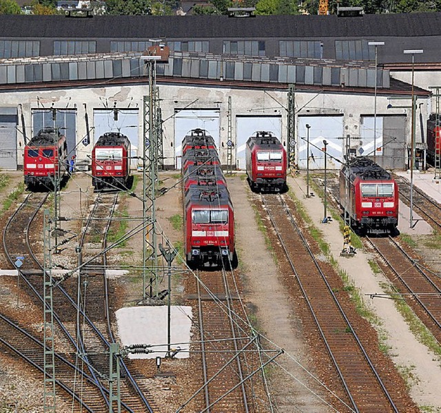 Das Bahnbetriebswerk erhlt neue Zufahrten.   | Foto: Lauber