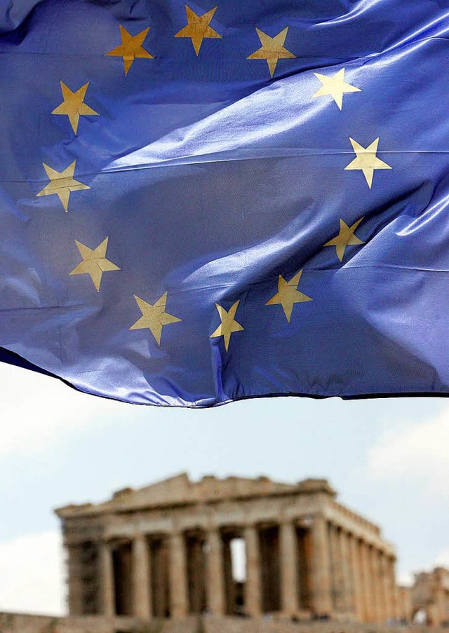 Die griechische Wirtschaft ist gemesse...de Italien in Schwierigkeiten geraten.  | Foto: dpa