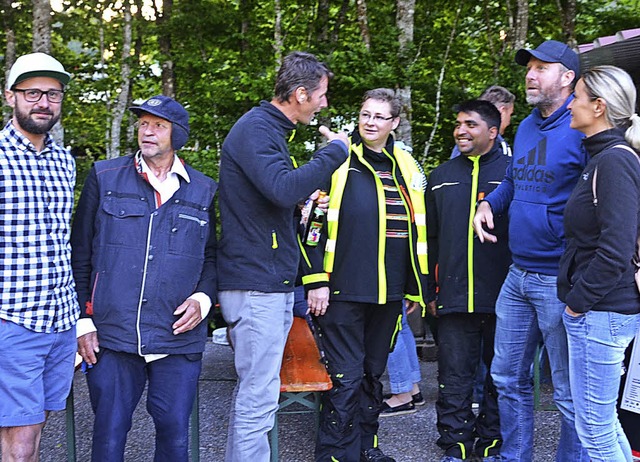 Gute Stimmung herrschte am Freitag Abe...Zeit fr Gesprche mit den Besuchern.   | Foto: Christiane Sahli