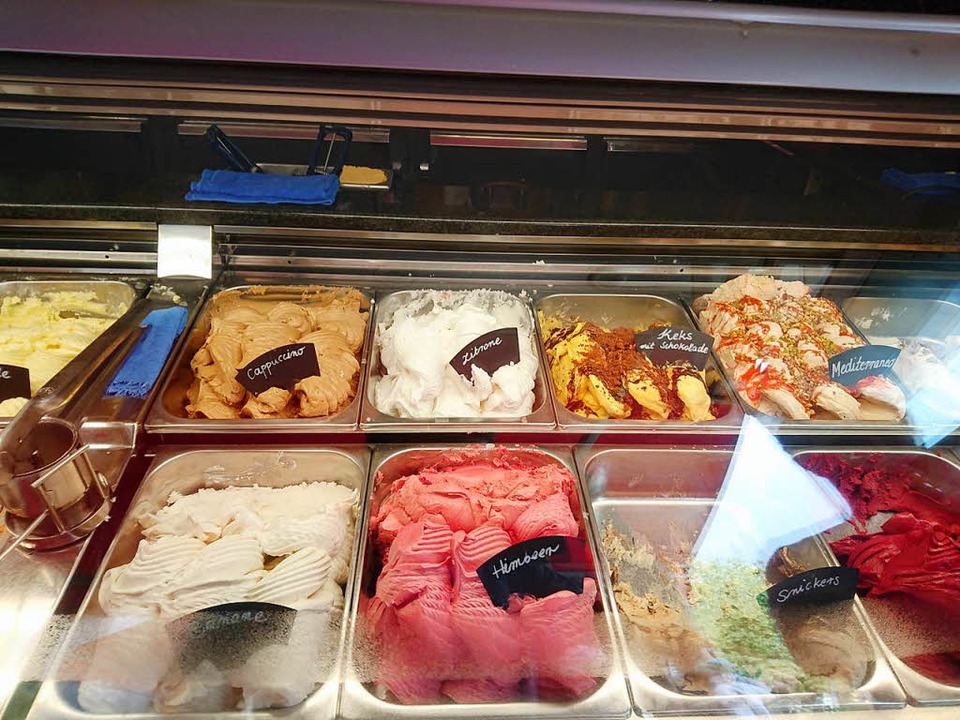 So sieht die Auswahl im Eiscafé Nart aus.  | Foto: Alexander Link