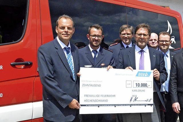 10 000 Euro fr die Helfer