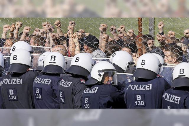 sterreich bt die Abwehr von Flchtlingen