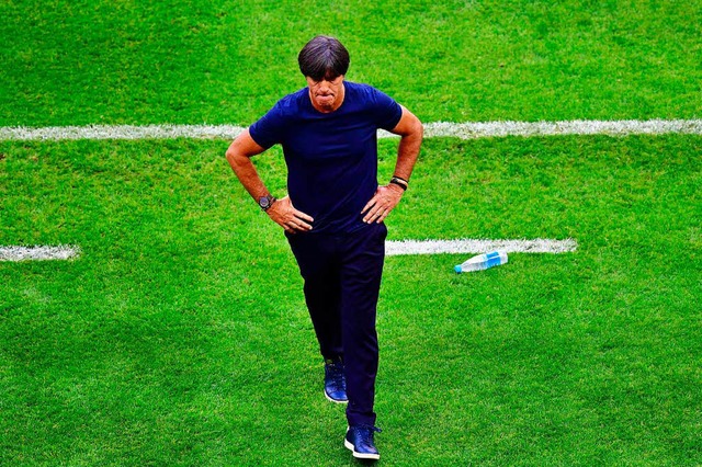 Hrt Joachim Lw als Bundestrainer auf?  | Foto: AFP