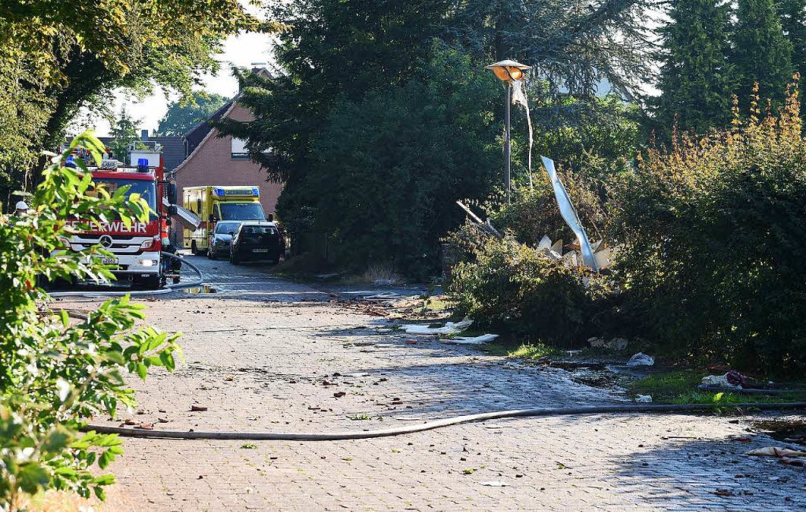 Drei Menschen Sterben Bei Explosion Eines Wohnhauses In Bremen ...