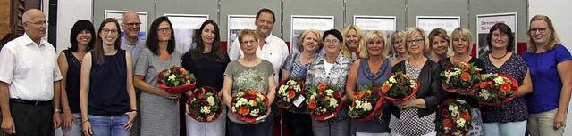 Zum Dank gibt es Blumen fr die Mitarbeiterinnen der Sozialstation St. Vinzenz   | Foto: privat