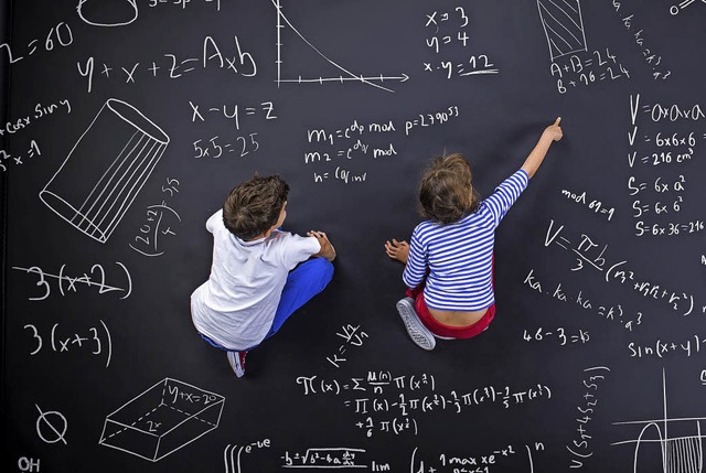 Kompliziert? Manchmal schon. Dennoch: ...em kann auch Mathematik  Spa machen.   | Foto: Adobe.com / Mathematikum/Rolf K. Wegst