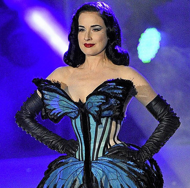 Dita von Teese ist Gastgeberin.    | Foto: dpa