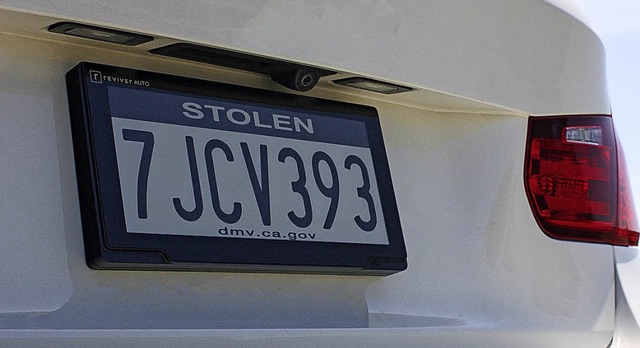 Das digitale Nummernschild zeigt auch an, wenn das Auto gestohlen wurde.   | Foto: Rplat