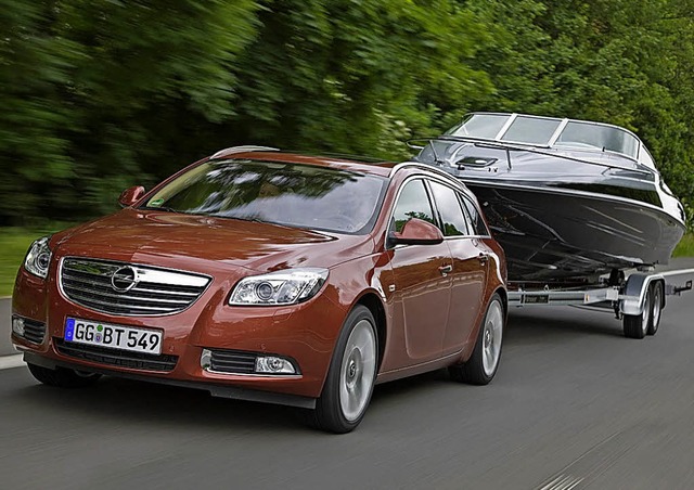 Wer mit einem Boot-Trailer fhrt, sollte ein paar Dinge beachten | Foto  Opel  | Foto: Opel