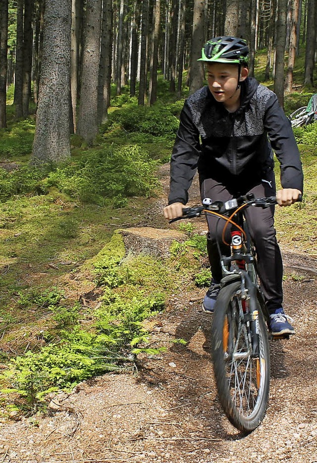 Besonders bei Jugendlichen ist der Bik...hier die Strecken durch den Wald aus.   | Foto: Lutz Rademacher