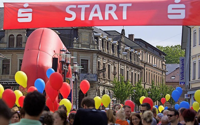 Bei bestem Wetter und mit Rekordbeteil...itag der Emmendinger Stadtlauf statt.   | Foto:  pam