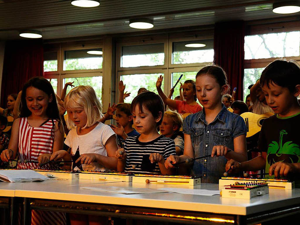 Das Musiksommerfest der JMS Sdlicher Breisgau fand 2018 in Kooperation mit der Thaddus-Rinderle-Schule in Staufen statt. In der Aula der Schule zeigten die jungen Musiker ihr Knnen. Die Jugendkapelle spielte spter noch im Hof.