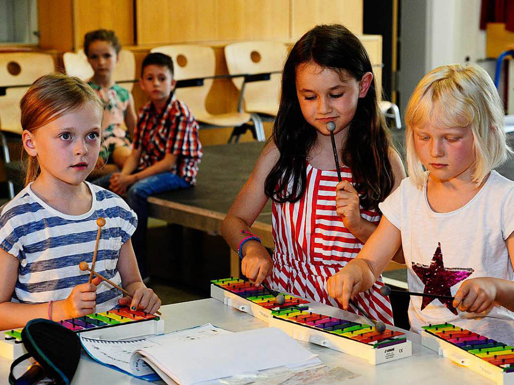 Das Musiksommerfest der JMS Sdlicher Breisgau fand 2018 in Kooperation mit der Thaddus-Rinderle-Schule in Staufen statt. In der Aula der Schule zeigten die jungen Musiker ihr Knnen. Die Jugendkapelle spielte spter noch im Hof.