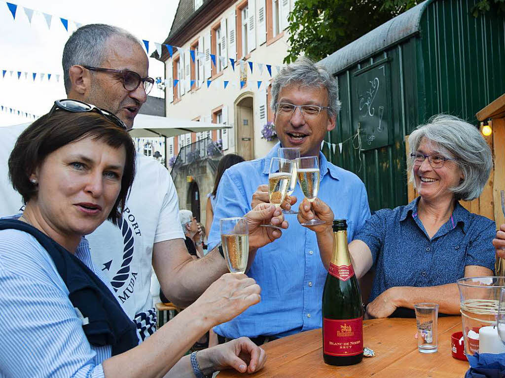 Auf dem Mllheimer Stadtfest wurde geplaudert, getanzt, geschunkelt und geprostet.