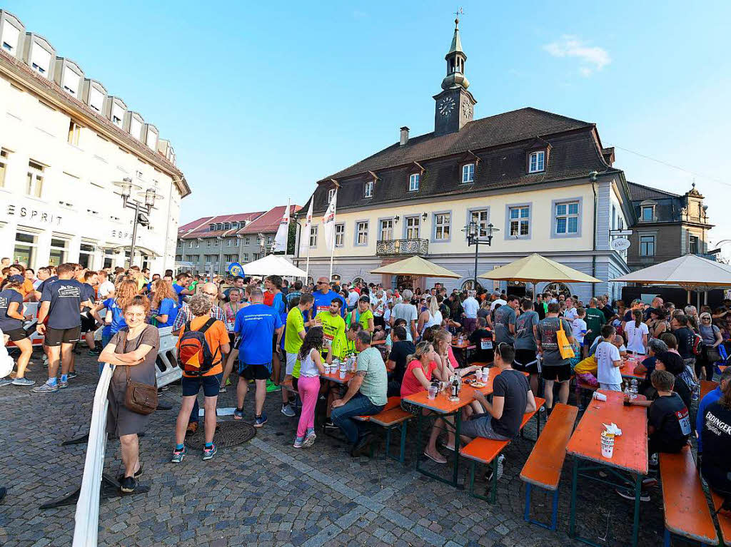 Impressionen rund um den 10. Emmendinger Stadtlauf, vor allem beim Hauptrennen ber zehn Kilometer.