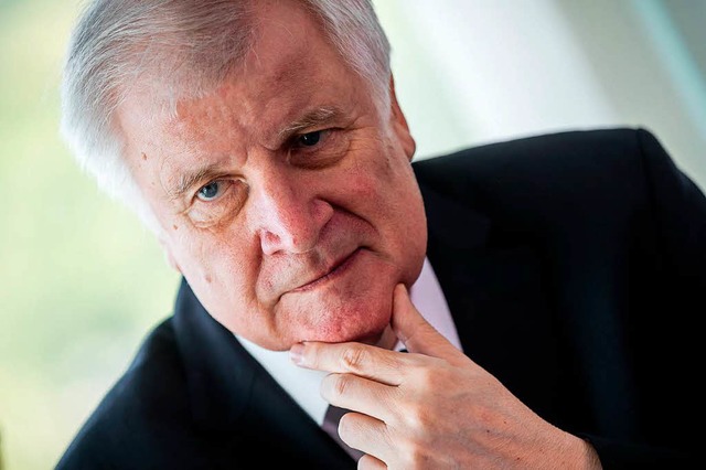 Horst Seehofer will als Bundesinnenminister und als CSU-Chef zurcktreten.  | Foto: dpa