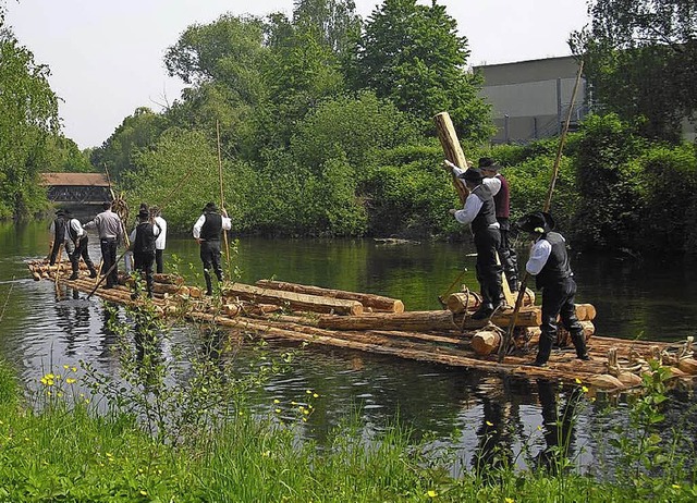 bergabe des vorerst letzten Schau-Floes im Jahr 2009   | Foto: gemeinde