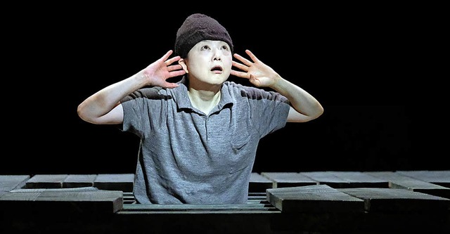 Faszinierend: Sachiko Hara in &#8222;Erdbeben.Trume&#8220;    | Foto: dpa