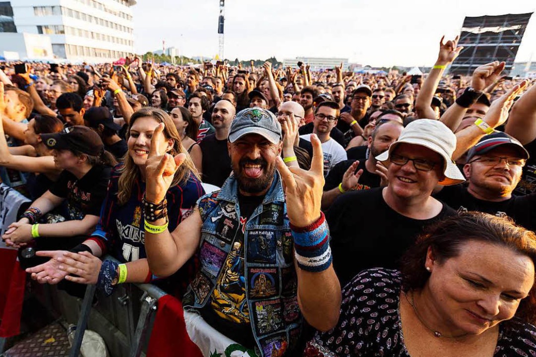 Konzert von Iron Maiden auf der Messe Freiburg  | Foto: Carlotta Huber