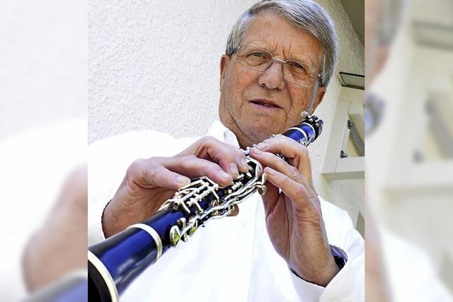 Seit seiner Volksschulzeit spielt Walter Hermann (72) im Musikverein Ebnet Klarinette