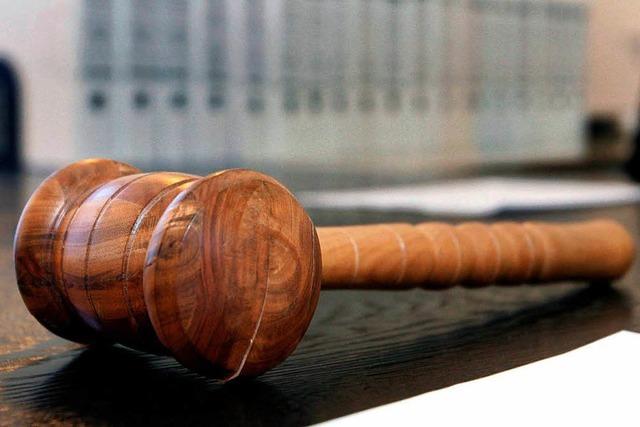 Landgericht verhandelt ber mutmaliche Vergewaltigung in einer Sado-Maso-Beziehung