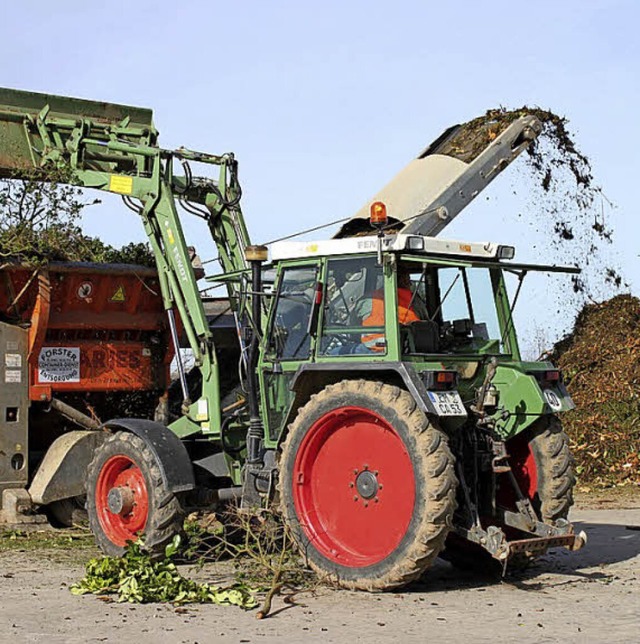 berall wo ein Hcksler &#8722; wie hi...nschnittpltze genehmigungspflichtig.   | Foto: Landratsamt