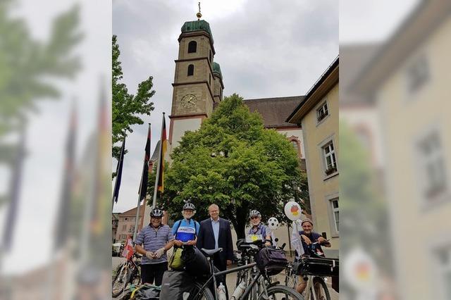 Fr den guten Zweck mit dem Rad unterwegs