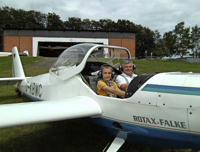 Die Luftsportgemeinschaft Hotzenwald ldt wieder auf ihren Flugplatz in Htten.  | Foto: Ernst Brugger