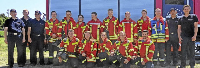 Die erfolgreichen Mitglieder der Vogts... Jugendfeuerwehr  mit ihren Betreuern   | Foto: Privat