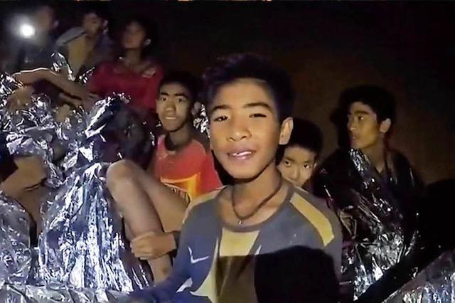 Hundert Rettungsschächte zu Kindern in thailändischer Höhle gebohrt