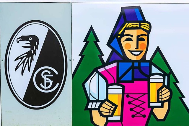 Kapital fliet nicht zwischen dem SC Freiburg und Rothaus, Bier aber schon.  | Foto: Carlotta Huber