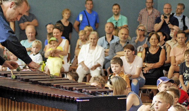 Musik zog die Besucher in den Bann.   | Foto: Thomas Loisl Mink