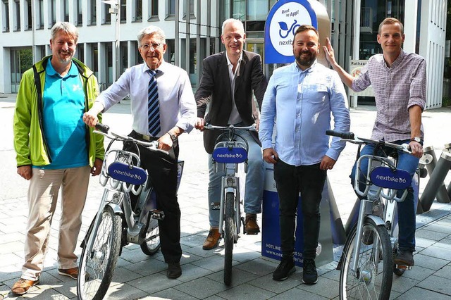 Es kann losgehen (von links): Brgerme...ike), Martin Stehr (Stadtplanungsamt).  | Foto: Marion Haid / Stadt Lahr